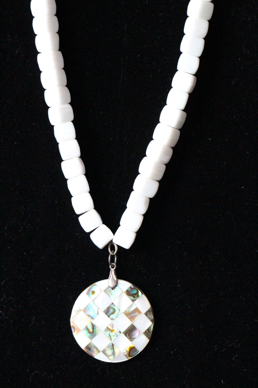 White Glass Bead Cube Shape Necklace & Checkered Flag Abalone MOP Pendant 19"