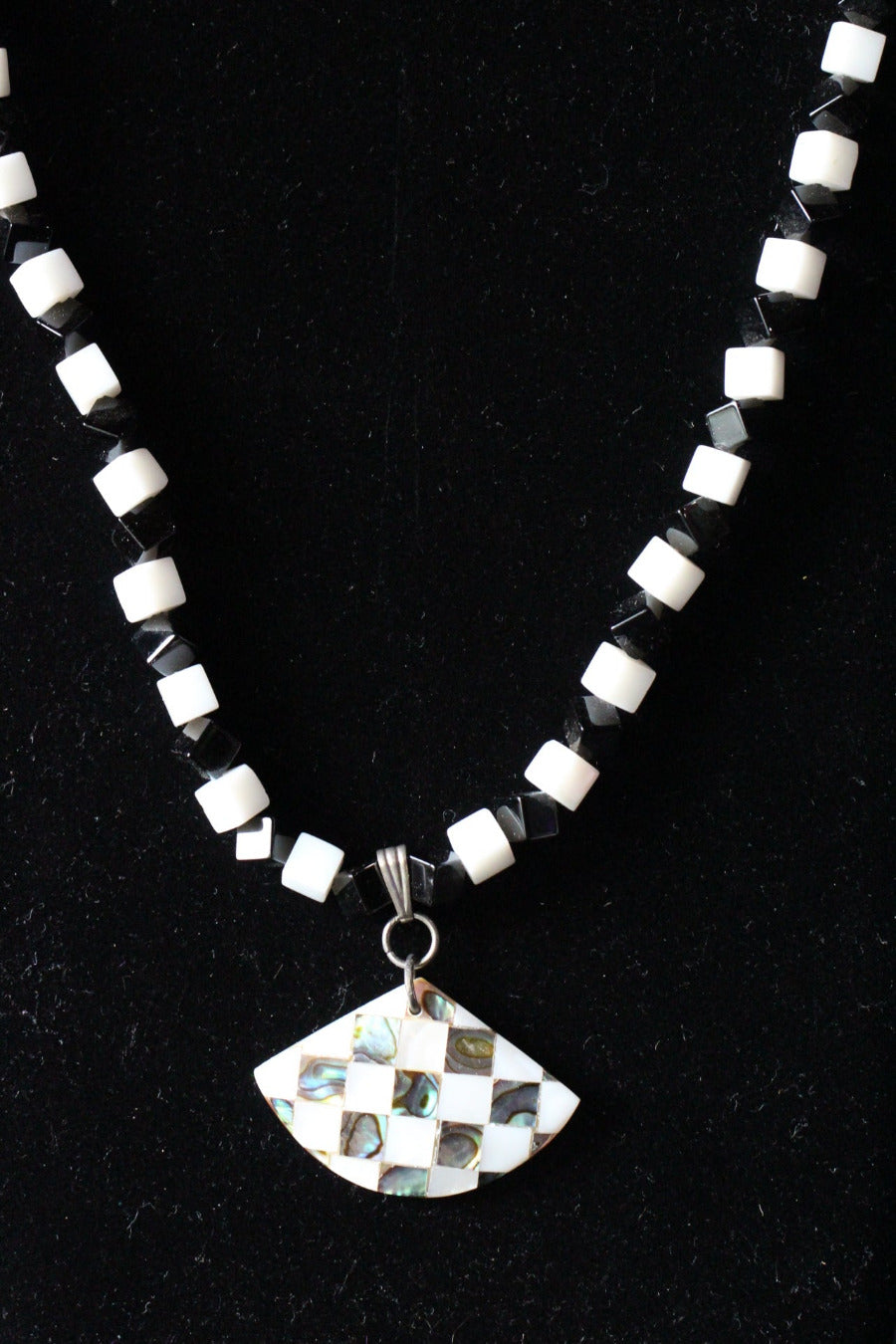Black and White Glass Bead Cube Shape Necklace Checkered Flag Abalone MOP Pendant 21"