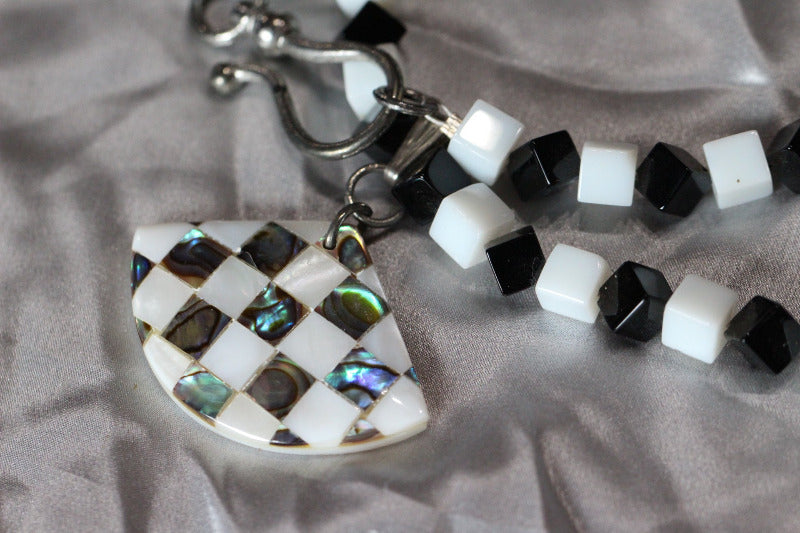 Black and White Glass Bead Cube Shape Necklace Checkered Flag Abalone MOP Pendant 21"