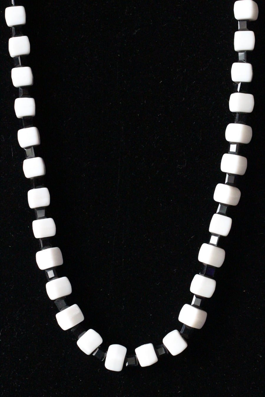 Black and White Glass Bead Necklace Checkered Flag 20"
