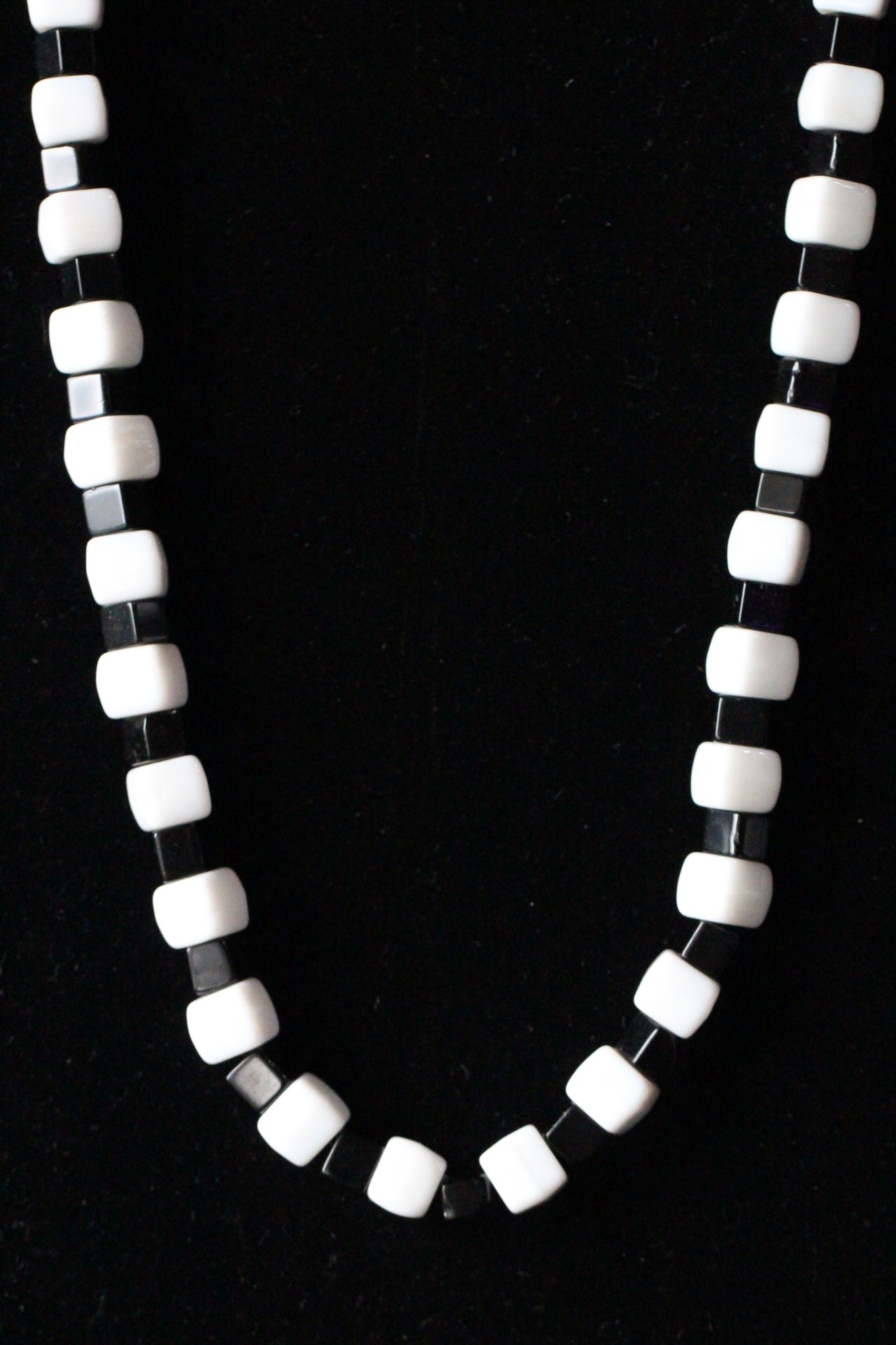 Black and White Glass Bead Necklace Checkered Flag 20"