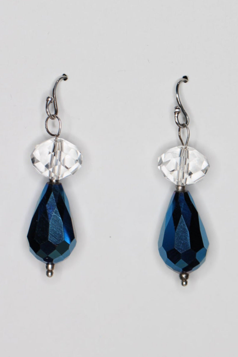 Crystal Metallic Blue Teardrop .925 Sterling Silver Chain mail Necklace and Earrings Set 18"