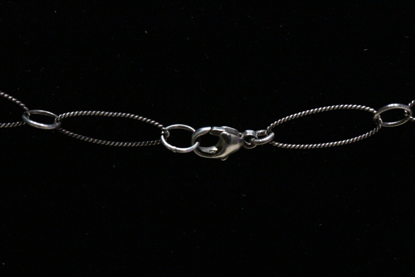 Crystal Green Teardrop .925 Sterling Silver Chain mail Necklace and Earrings Set 20"