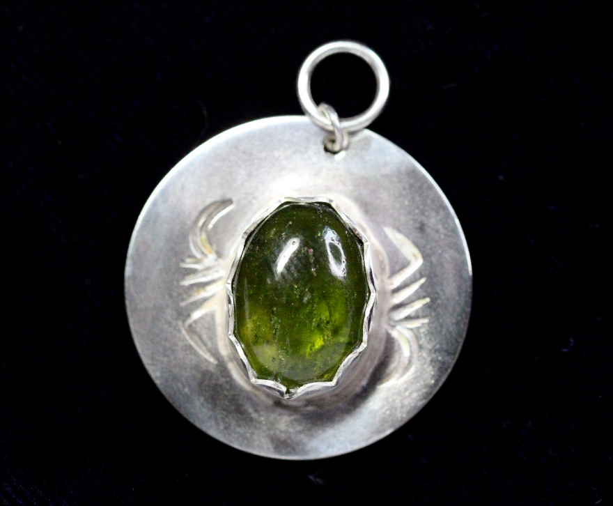 Peridot Oval Cabochon Natural Green Gemstone .925 Sterling Silver Pendant 1"