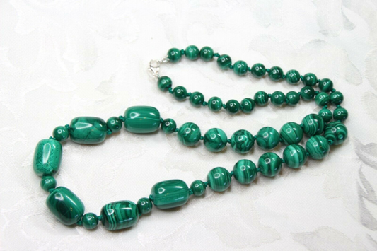 Malachite Green Natural Gemstone 18mm Barrel & 12mm Ball Silk knotted Necklace
